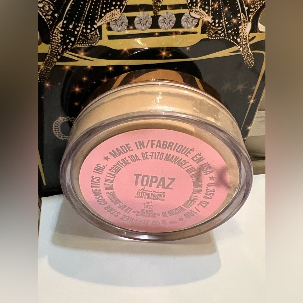 Jeffree Star Topaz Setting Powder - Picture 8 of 9